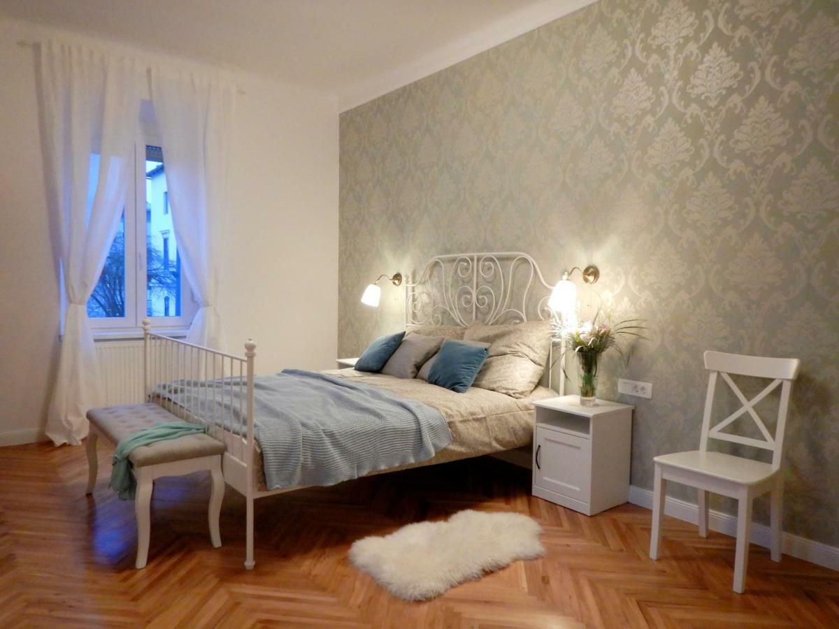 Poet'S Residence Ljubljana Kültér fotó